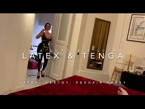 ❤️ Te tuahine takawaenga whero i roto i nga kakahu tawhetawhe i whaaia e te tuakana Ataahua porn i a matou